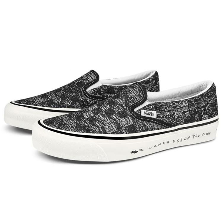 Слипоны Raised By Wolves x Слипоны Og Classic Vans Lx 'TV Static' VN0A45JK00T