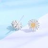 Small Daisy Ears for Women Japanese and Korean Simple Sun Flower Earrings