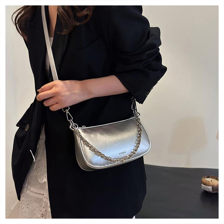 Premium Foreign Style Chain Bag Women's Summer New Fashion Women's Bag Popular Trend Versatile Messenger Shoulder Small Square Bag