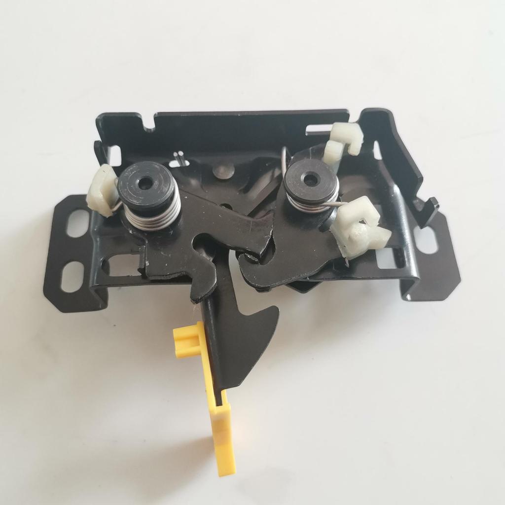 Замок капота двигателя Mercedes-Benz W177 1778803000