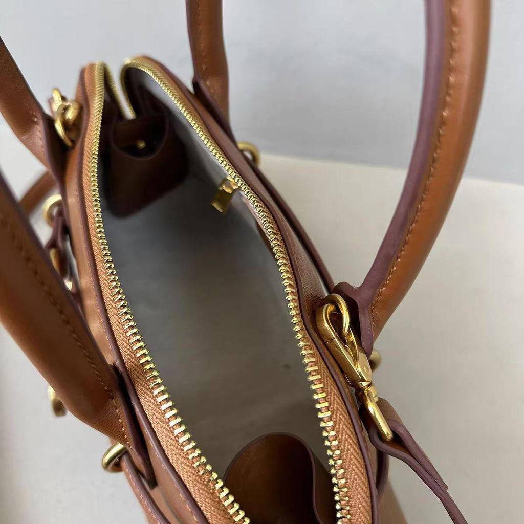 Miu Aventure Ретро кожаный портфель и сумка