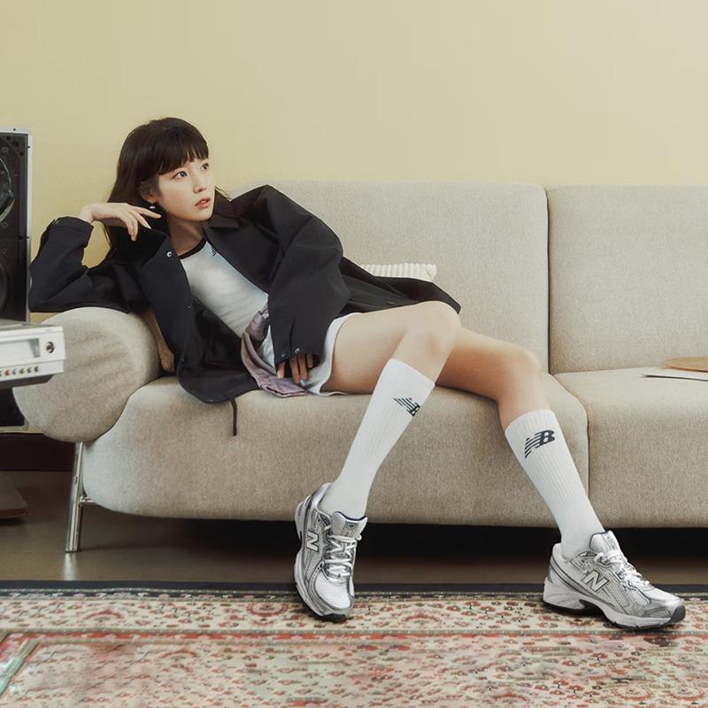 NEW BALANCE Мужские и женские весенние дышащие сетчатые кроссовки Модные и универсальные повседневные кроссовки U740WN2