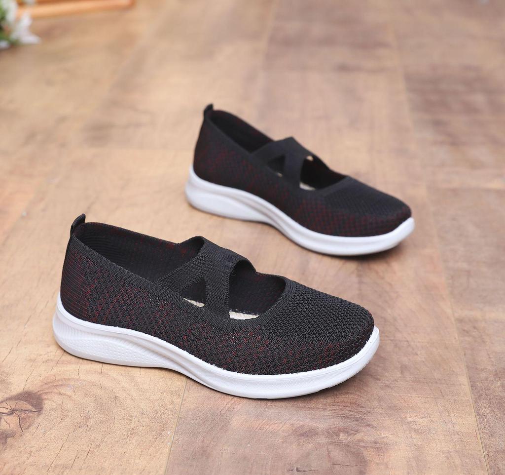 Женская спортивная обувь большого размера с дышащими нескользящими вставками и полиуретановой подошвой