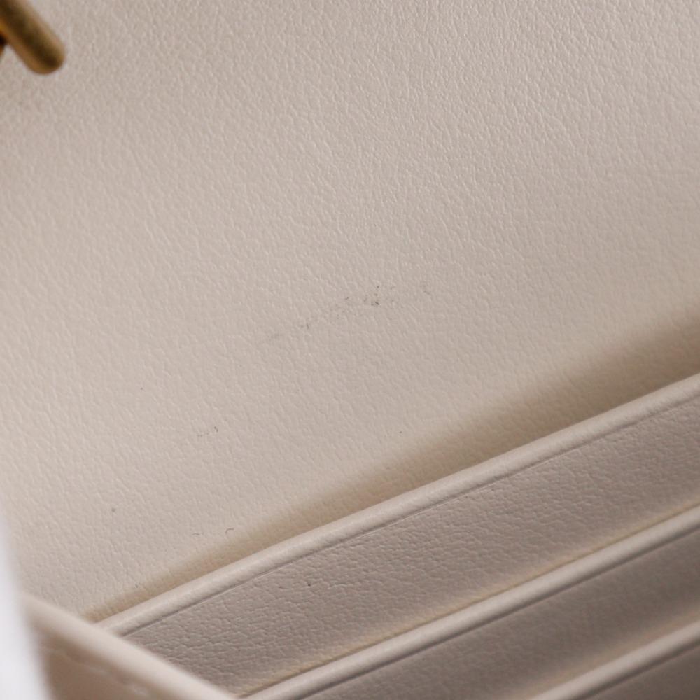 Gucci Кошелек на цепочке GG Marmont 474575 Цепочка на плечо 2-сторонний клатч Белая телячья кожа Женский Б/У