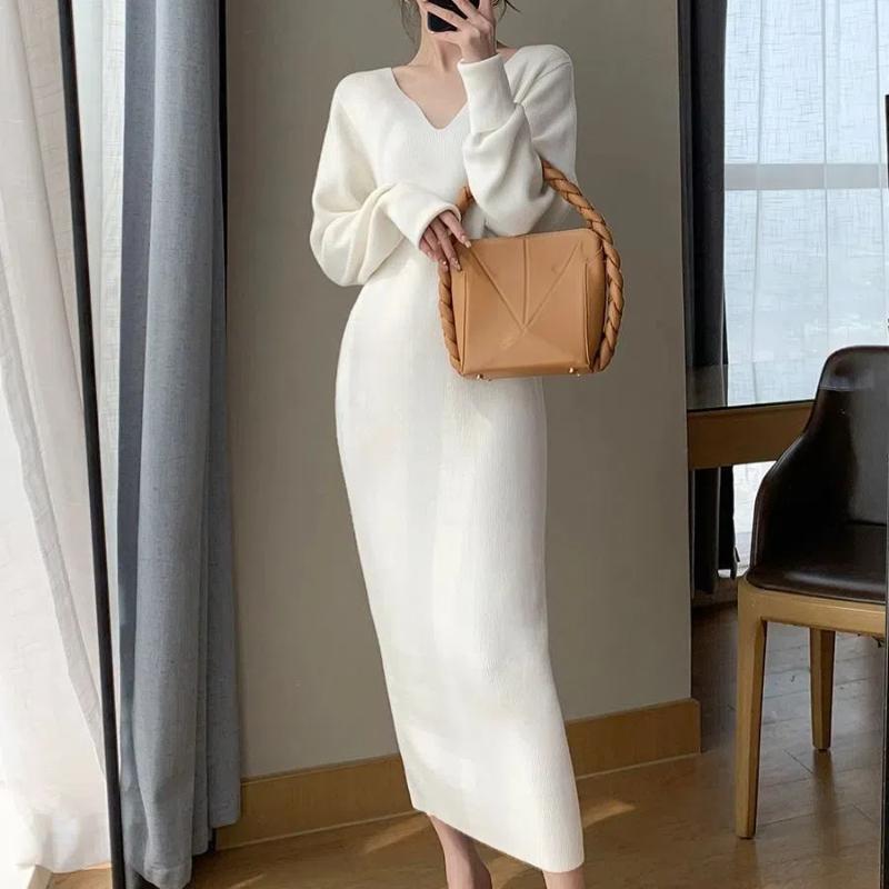 White Women's Dresses Autumn Winter New V-neck French Style Dresses Vintage Elegant V-neck All-match Fashion Knitted Dress