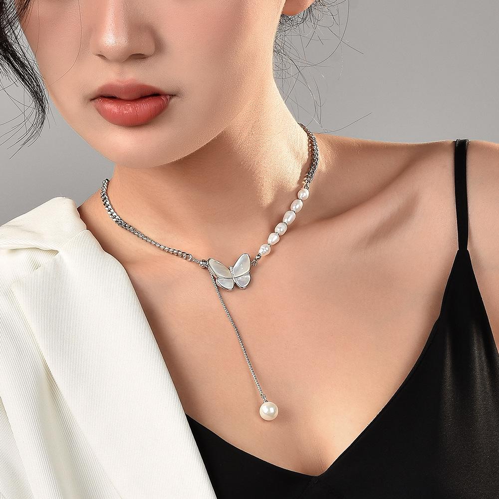 Pearl Butterfly Necklace Women'S Light Luxury Niche Design Sense Splicing Strange Pearl Collarbone Chain Neck Chain Sweater Chain