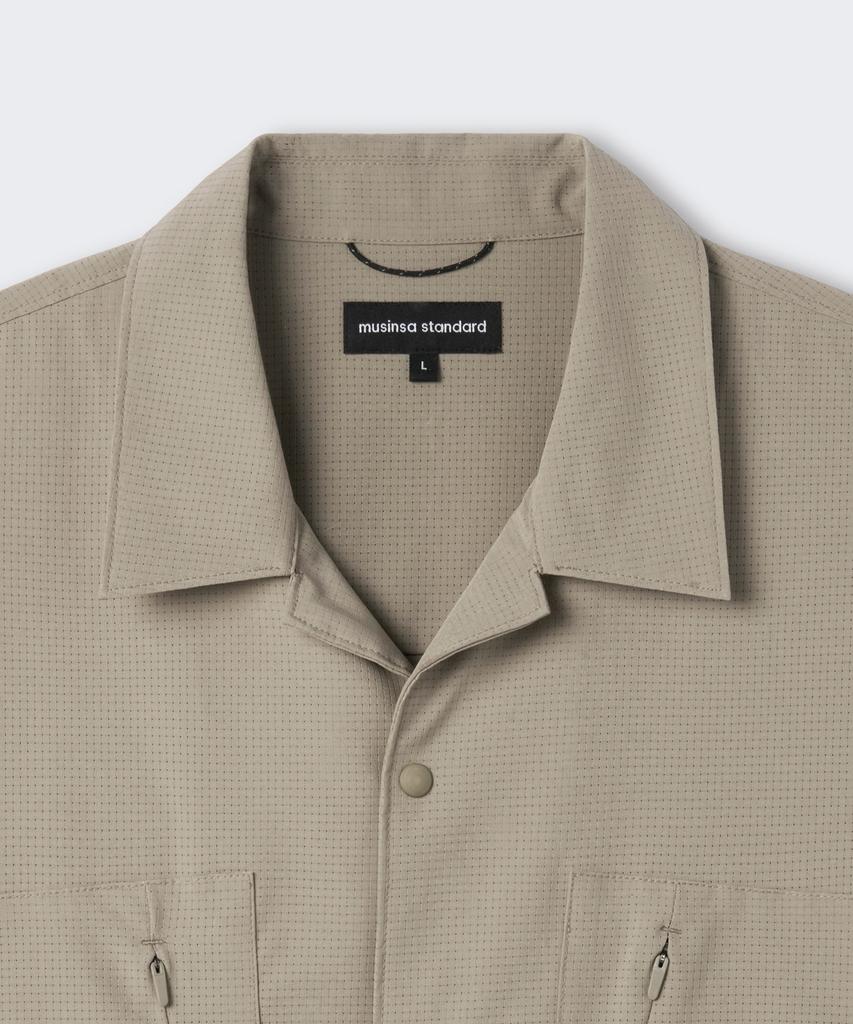 MUSINSA STANDARD [City Leisure] Airy Dot Utility Short Sleeve Shirt [Grayish Beige]