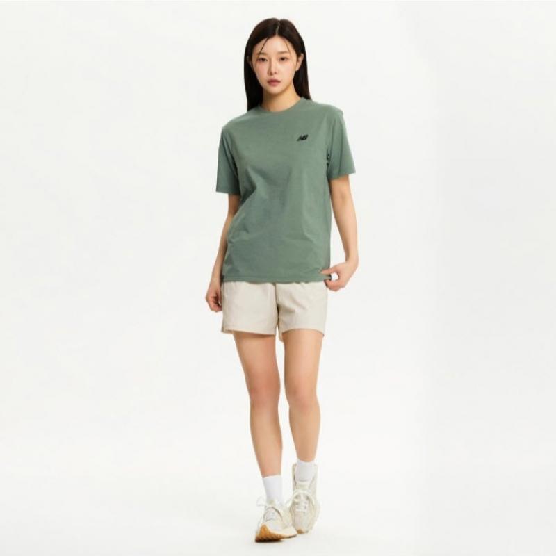 New Balance Tee Lqj Nbnee22433 49 Uni Frozen Small Logo Short Sleeve Tee  