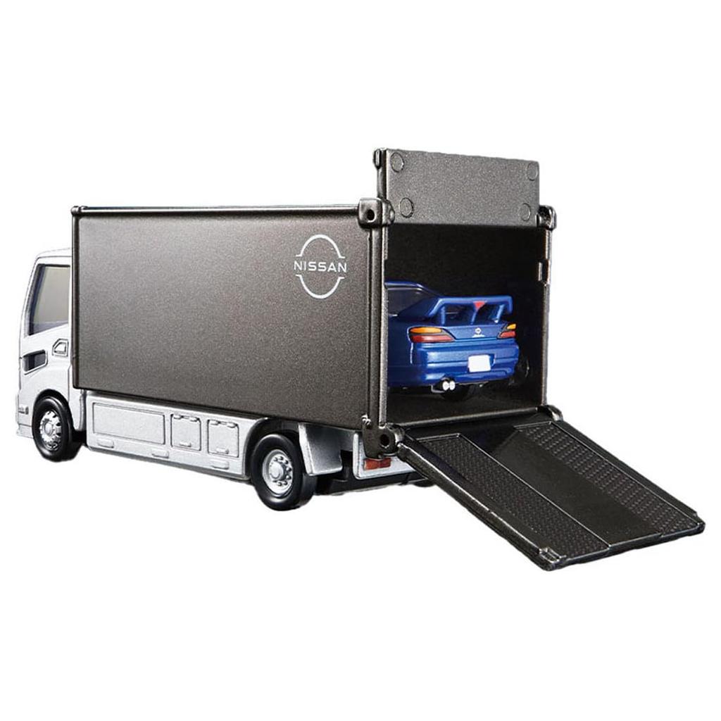 Takara Tomy Tomica Premium Tomica Transporter Nissan Silvia Miniature Car Toy for Ages 6 and Up (S15)