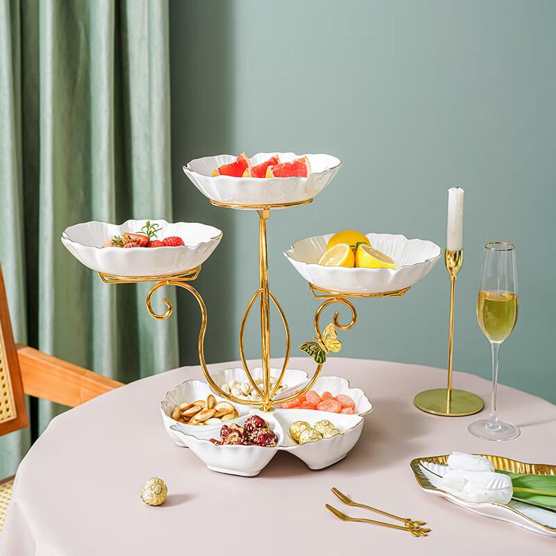 Керамическая многоярусная тарелка для подачи фруктов и закусок