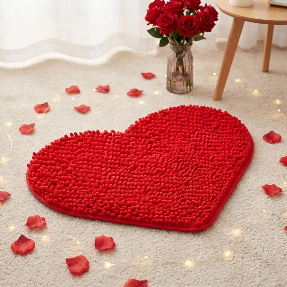 Chenille Red Heart Shaped Chenille Floor Mat Balcony Indoor Decorative Heart-shaped Carpet