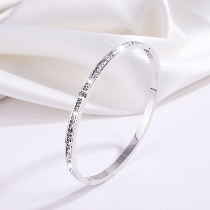 Starry Sky Full Diamond Titanium Steel Bracelet – Versatile, No-Fade Silver Women's Fashion Accessory