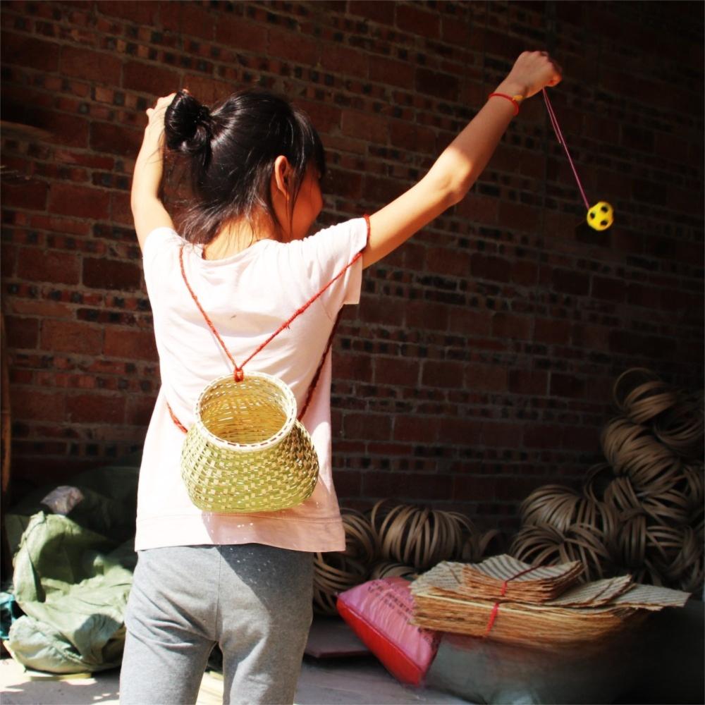 Lightweight Bamboo-woven Baskets Round Handmade Woven Storage Container  Farmhouse