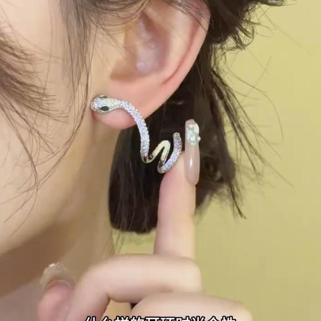 Серьги-пусеты в виде змеи, обвивающей ухо: Универсальный, Роскошный, Высококлассная мода