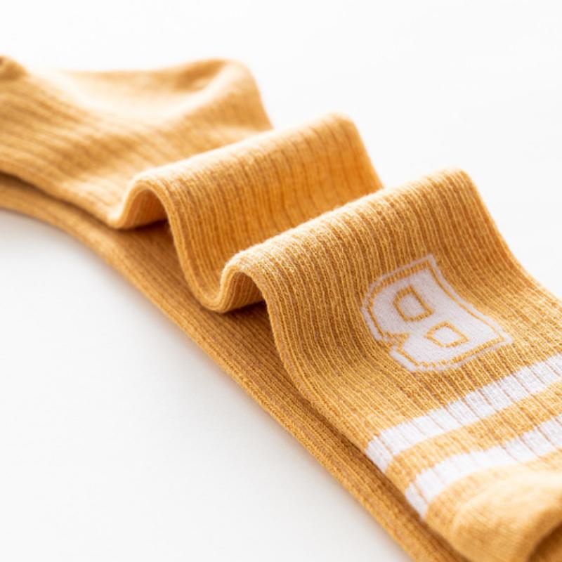 Весенне-летние гольфы для маленьких мальчиков и девочек, хлопковые дышащие чулки с буквами, длинные носки для новорожденных и малышей, От 0 до 2 лет