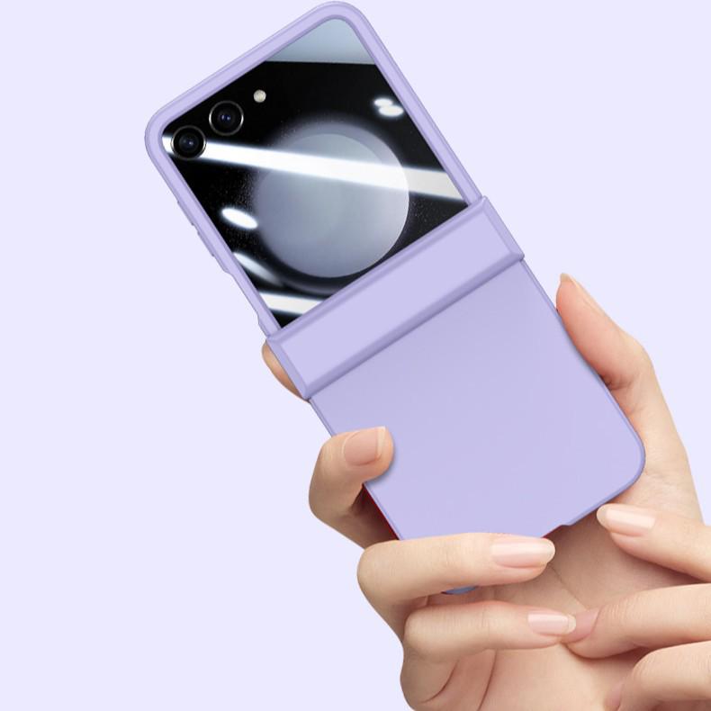 Трехкомпонентный защитный чехол Samsung Z Flip7 с покрытием Skin-Feel для Flip4/5