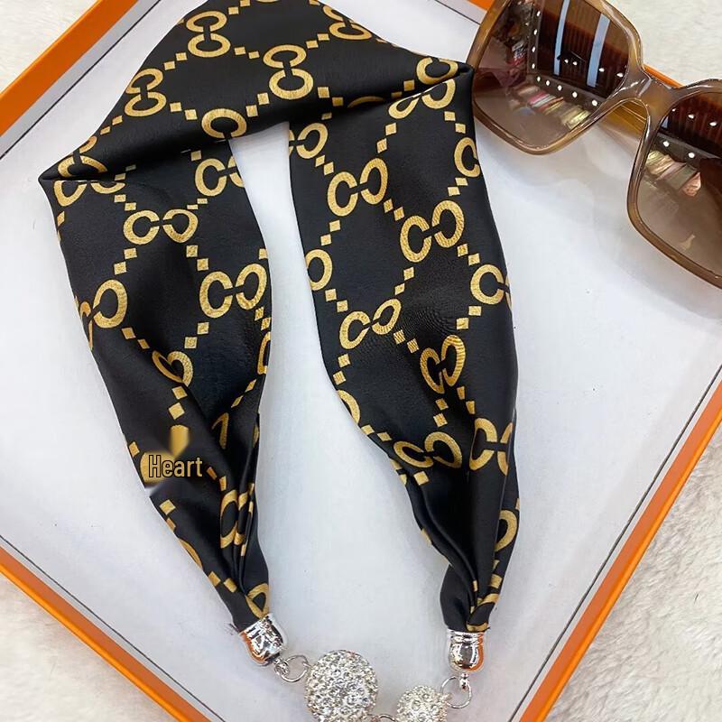 Women's Floral Magnetic Buckle Imitation Silk Scarf