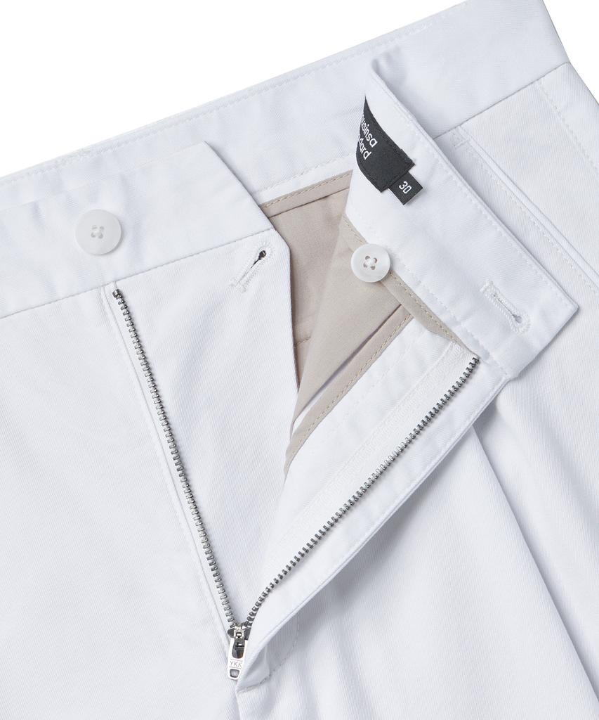 MUSINSA STANDARD Cotton Wide Bermuda Shorts [White]