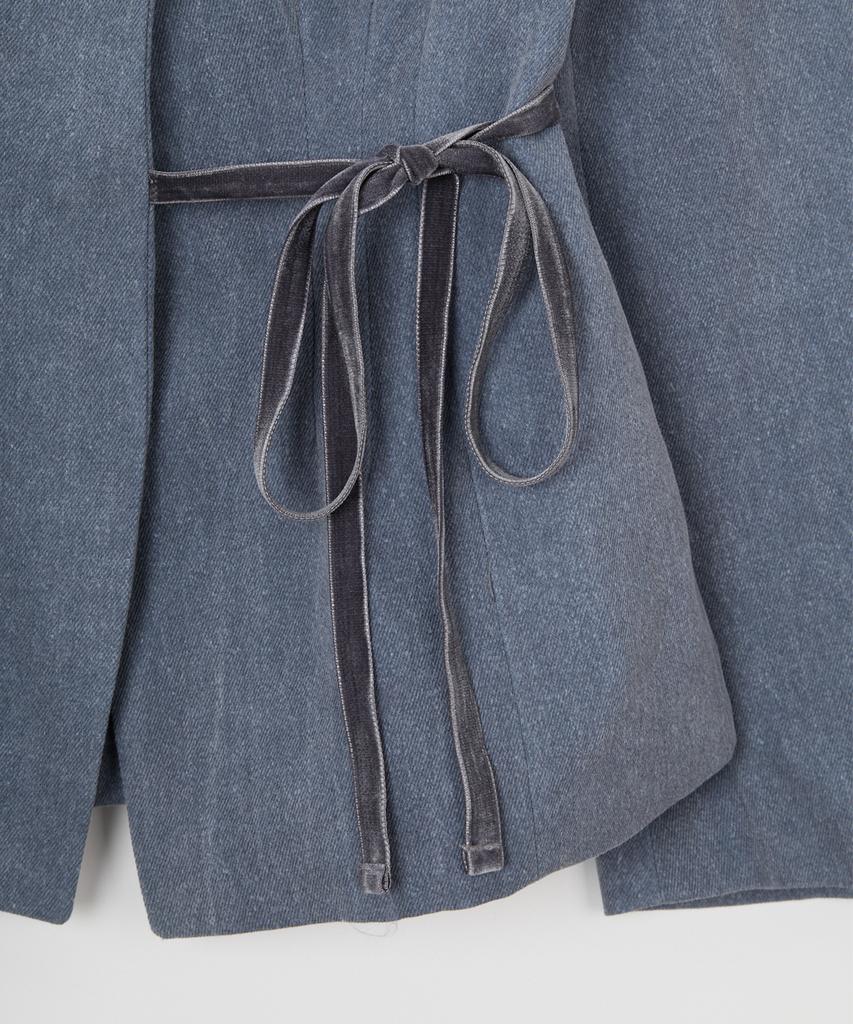 Salon De Yohn Strap Point Slim Fit Denim Jacket_ Blue