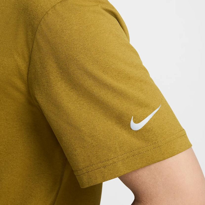 Nike Hiverse T Shirt Men's Desert Moss HV4882-399