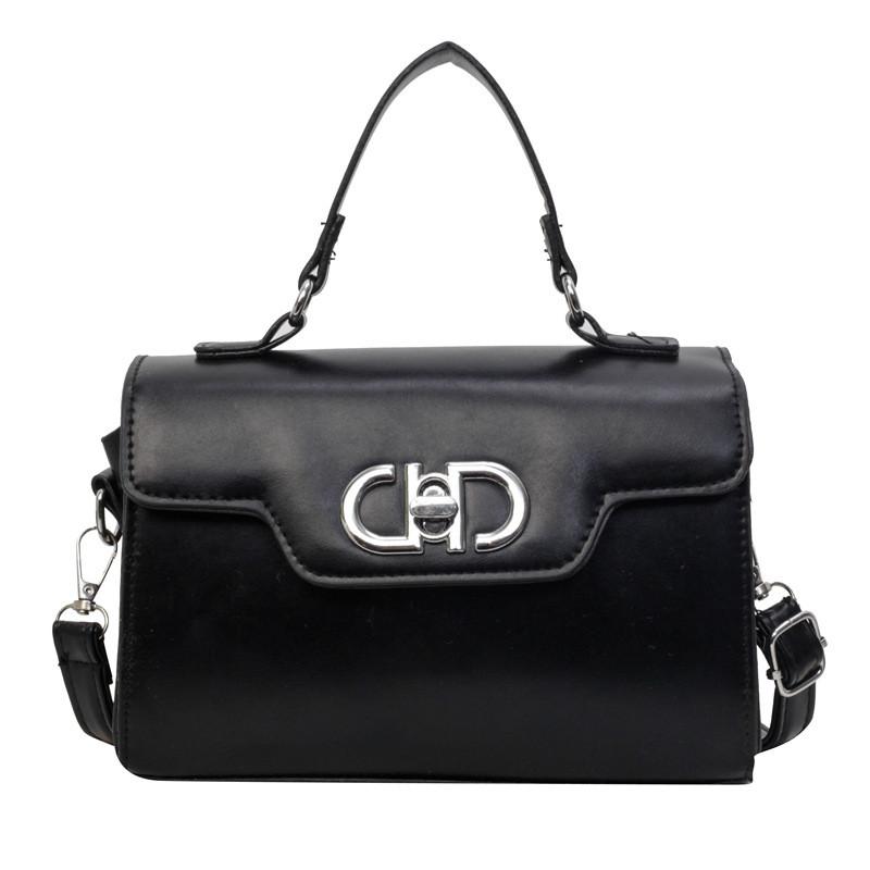 Crossbody Fashion Shoulder Bag With Solid Color Design And Silver Buckle