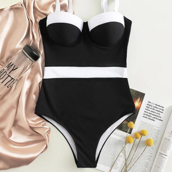 Convenient Women Swimwear Easy To Wear Slim Style Nylon Stretchy Fine Texture Women Swimwear for Beach