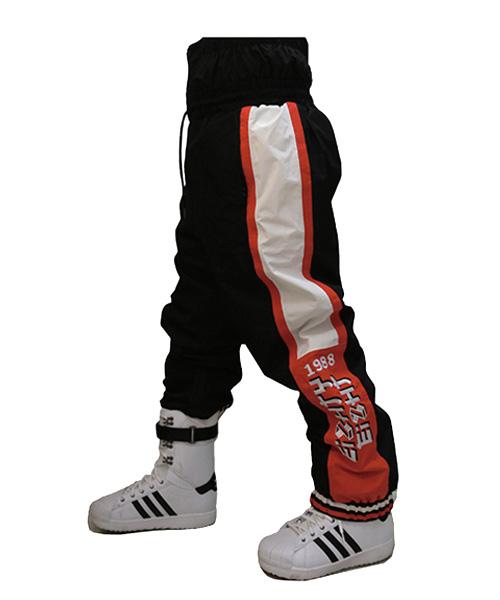 88Limitideu P-4 Just Pnt(Just-Black)