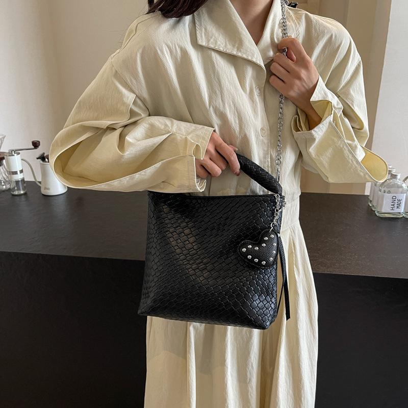 Новая плетеная женская сумка портативная женская сумка модная простая текстура на плечо через плечо маленькая квадратная сумка сумка-цепочка тренд