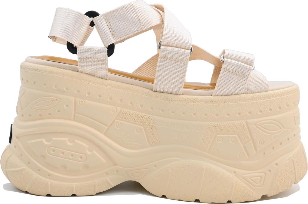 Босоножки на платформе с ремешком