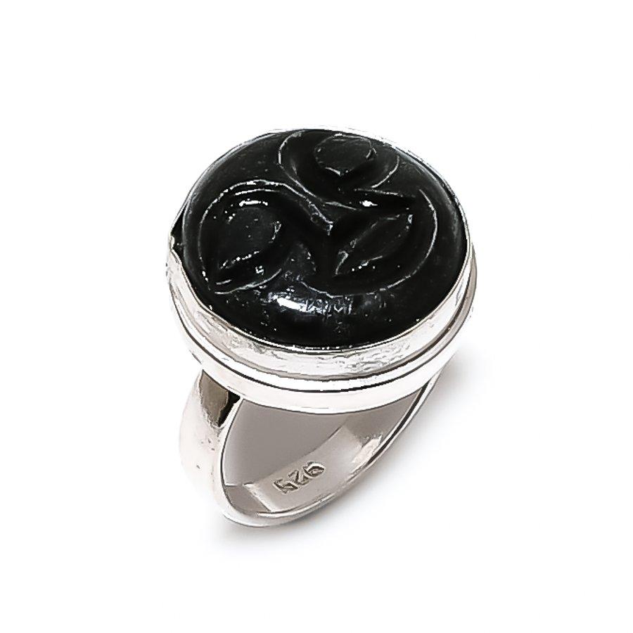 Ювелирное кольцо из натурального серебра 925 пробы ручной работы с драгоценным камнем нууммит, размер 7 q3r07