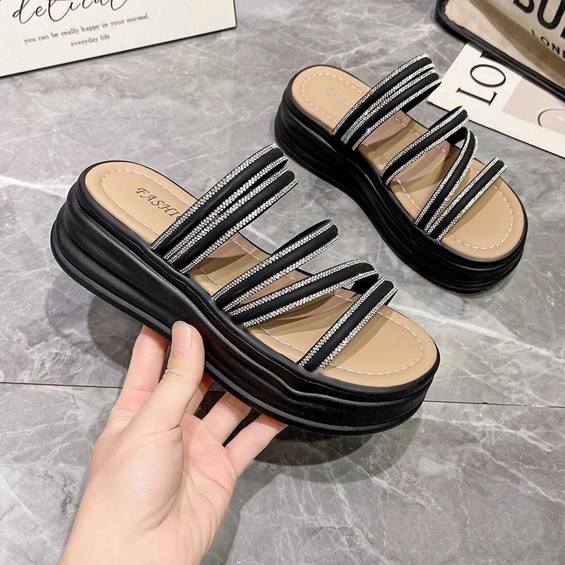 Fashion Beach Shoes Beige Heeled Sandals Slippers Flat Slides Slipers Women Jelly Flip Flops Fashion Low Platform Cross-Tied Lady Big Si