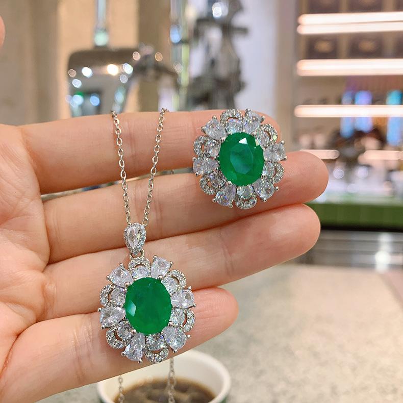 Emerald Banquet Pendant Simulation Paraiba Ring Ladies' Jewelry Set