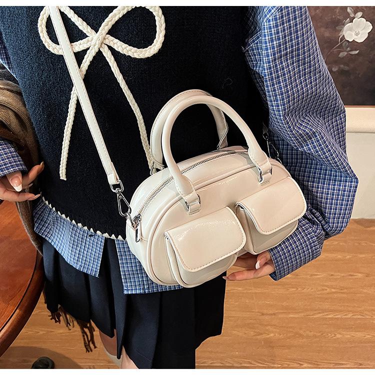 Versatile Niche Armpit 2025 Fashion Tote Bag Autumn and Winter Large-capacity Bag Bag Women