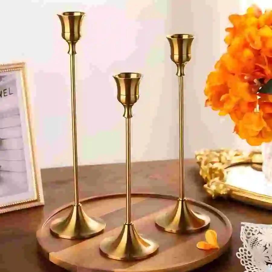 Nordic Vintage Metal Candle Holder – Romantic Candlelight Dinner Decor for Valentine’s Day and Home Decoration