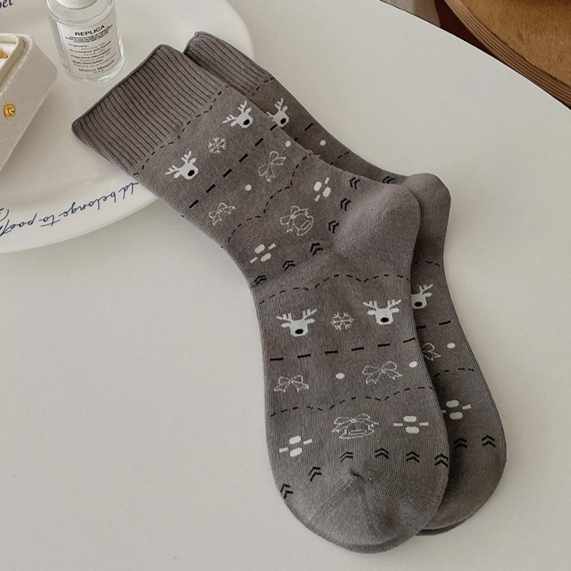 Мультяшная вышивка щенка, милые носки, женские осенне-зимние носки средней длины, корейские полосатые хлопковые вязаные эластичные длинные носки