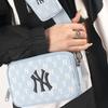 MLB Сумка из коллекции Monogram, полиэстер, комбинированная, сумка для камеры, сумка через плечо, сумка на плечо, унисекс, цвет «Дымчато-синий белый», повседневная
