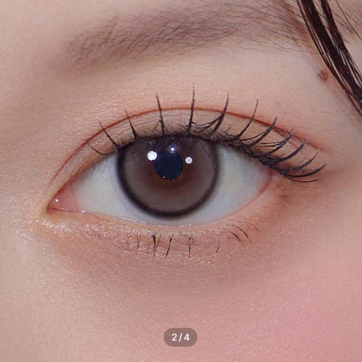 Меня зовут Кристина Грей.