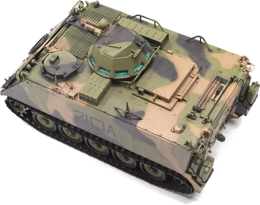 AFV Club 1/35 Австралийская армия M113A1 LRV Легкая разведывательная машина Модернизированный пластиковый набор модели FV35313