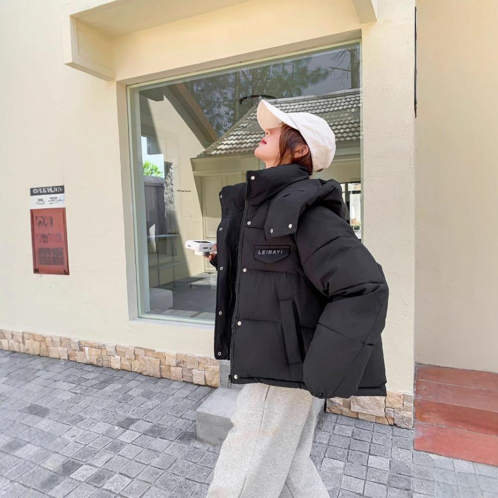 Пуховая куртка с капюшоном и большими карманами, новая маленькая зимняя утолщенная хлопковая куртка 2025 года, однотонное пальто