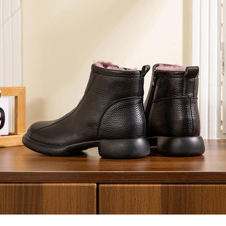 Thick And Warm Cotton Shoes Women's Winter Genuine Leather Anti Slip Low Heel Plush Short Boots