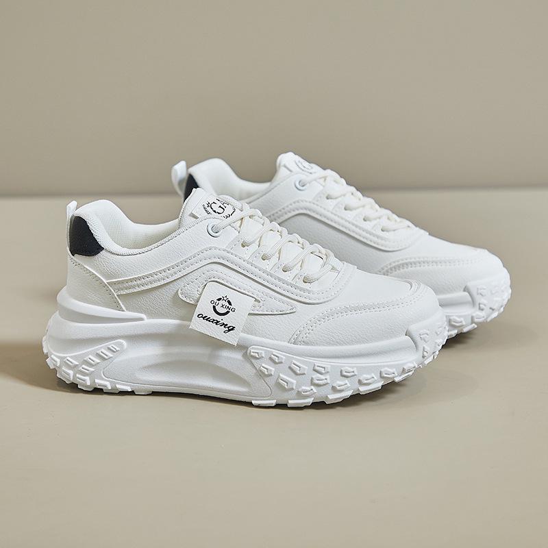 Корейская обувь для пап на толстой подошве 2025: Кроссовки для бега в уличном стиле для студентов с увеличением высоты - модель Q029