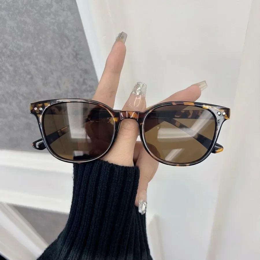 Vintage Square Sunglasses Women Men Retro Casual Fashion Black Clear Sun Glasses Female Eyewear