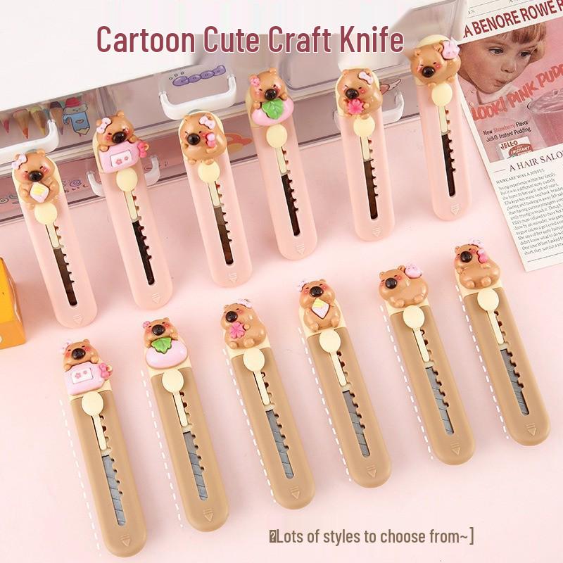 Bear Art Knife - Cute Cartoon Student Office Paper Cutter (Portable and Compact)