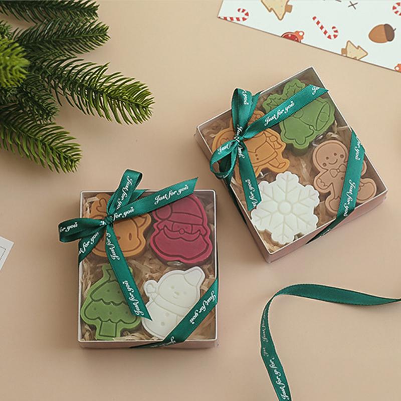 Рождественский снеговик Снежинка Ароматическая свеча Рождественская елка Пряничный человечек Свеча в форме лося