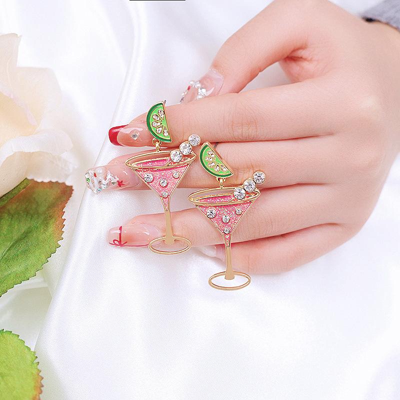 Серьги-гвоздики в виде бокала арбуза со стразами из розового и зеленого сплава для летней свежести