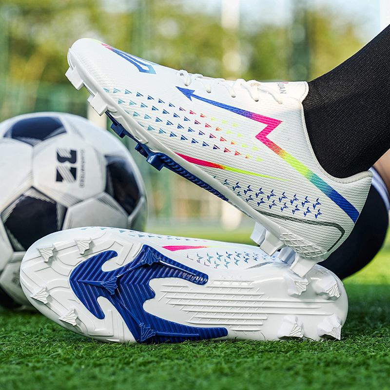 Fashion Pink Soccer Shoes Men Low-cut Lace-up Football Shoes Man Futsal Shoes Comfortable Outdoor Non-slip Men's Sports Sneakers