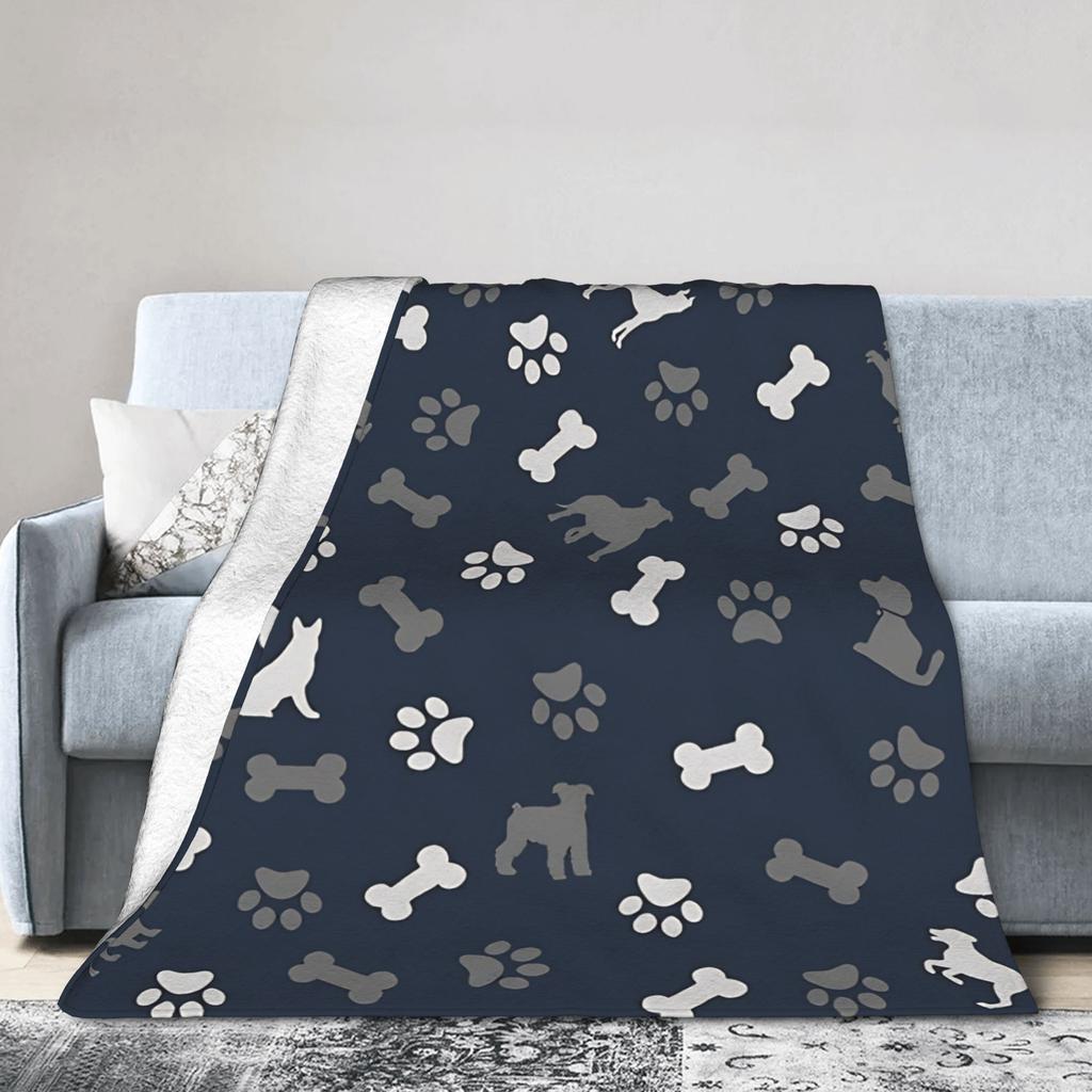 Soft Warm Blankets Girls Boys Picnic Dog Paw Print and Bone Throw Blanket Bedspread For Couch Bed Novelty Sofa Bed Cover