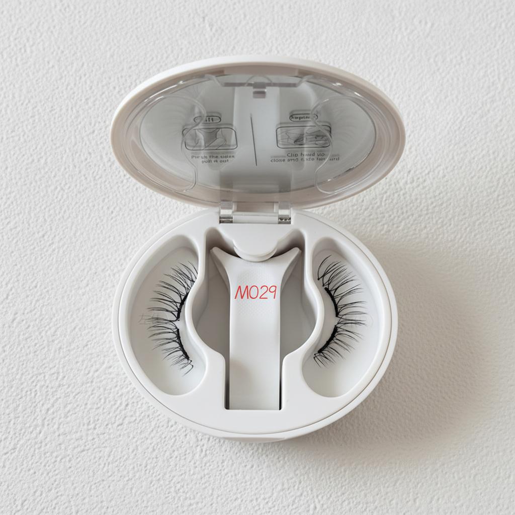 Soft Magnetic Eyelashes Set with Magnetic Liner & Applicator Vegan Cruelty-Free Reusable Lashes