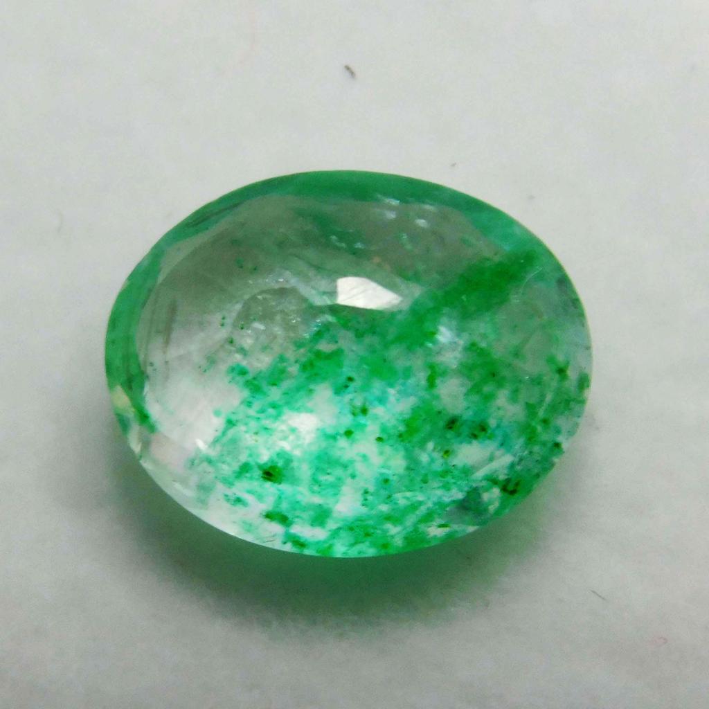 Natural Green Emerald Loose Gemstone 2 ct Oval Shape Colombian for Jewelry Making and Crafts
