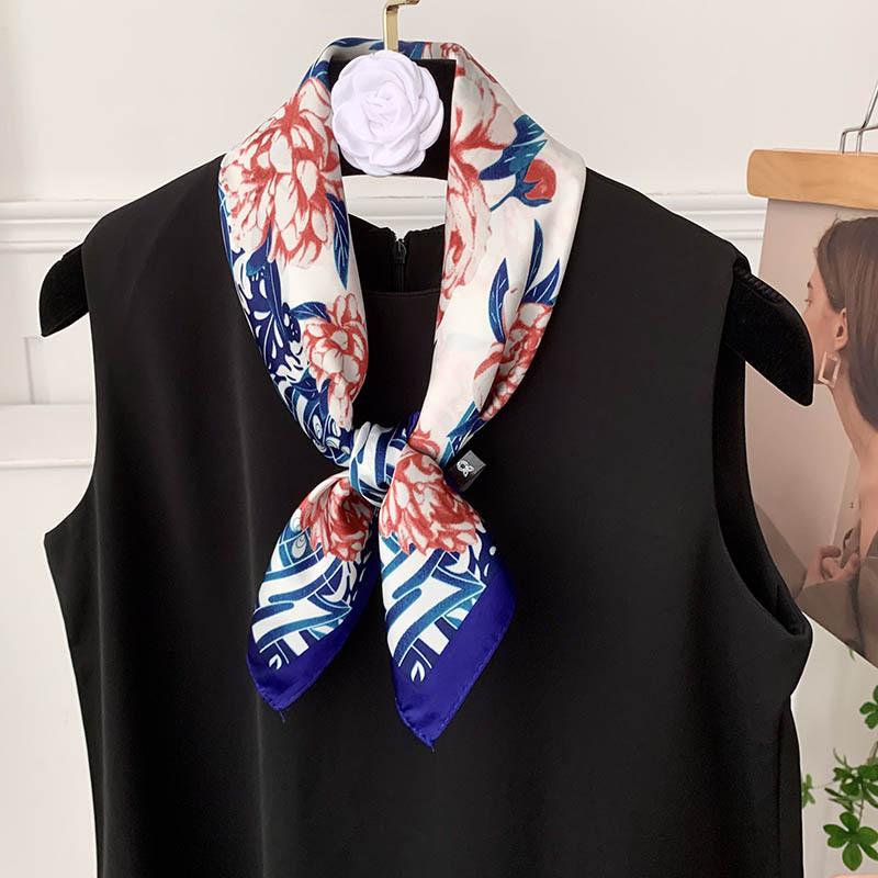 Retro 70*70 Square Scarf Colorful Silk Scarf Women Neck Scarf All-Match Shawl Trendy Headscarf Women'S Accessories Gifts